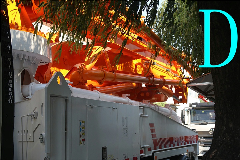 青島小型混凝土泵車(chē)價(jià)格 (2)
